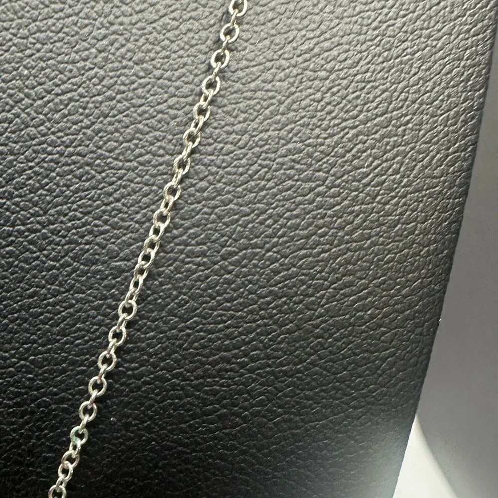 Kendra Scott Ari Heart Pendant Necklace Rainbow Iridescent Stone Silver Tone - Picture 10 of 12